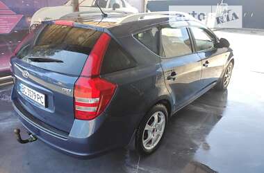 Универсал Kia Ceed 2008 в Самборе