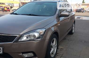 Универсал Kia Ceed 2011 в Житомире