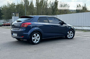 Хэтчбек Kia Ceed 2008 в Николаеве