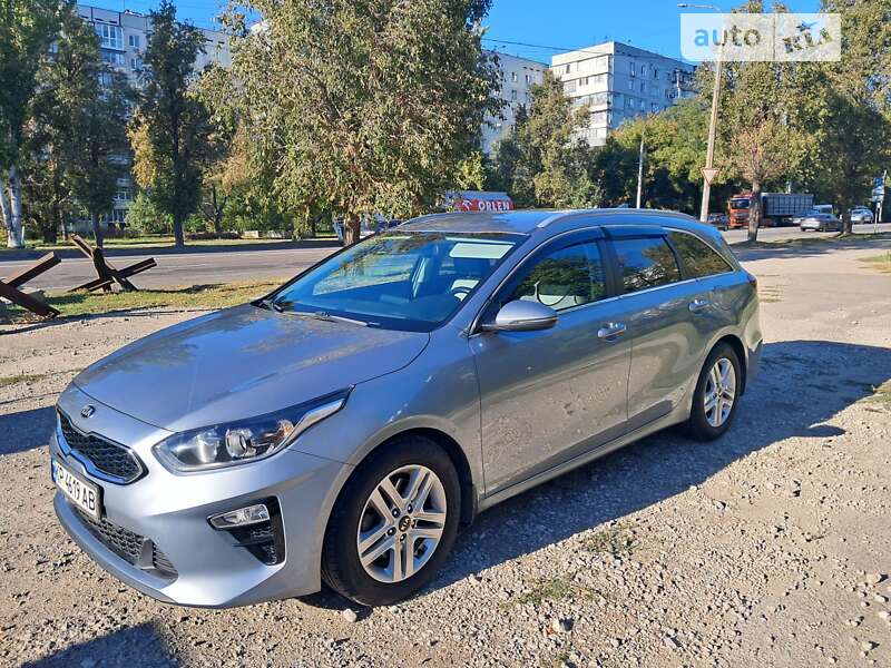 Універсал Kia Ceed 2019 в Дніпрі