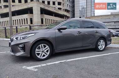 Универсал Kia Ceed 2019 в Киеве