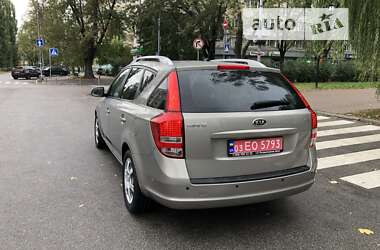 Універсал Kia Ceed 2010 в Києві