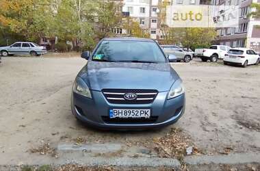 Хетчбек Kia Ceed 2008 в Кам'янському