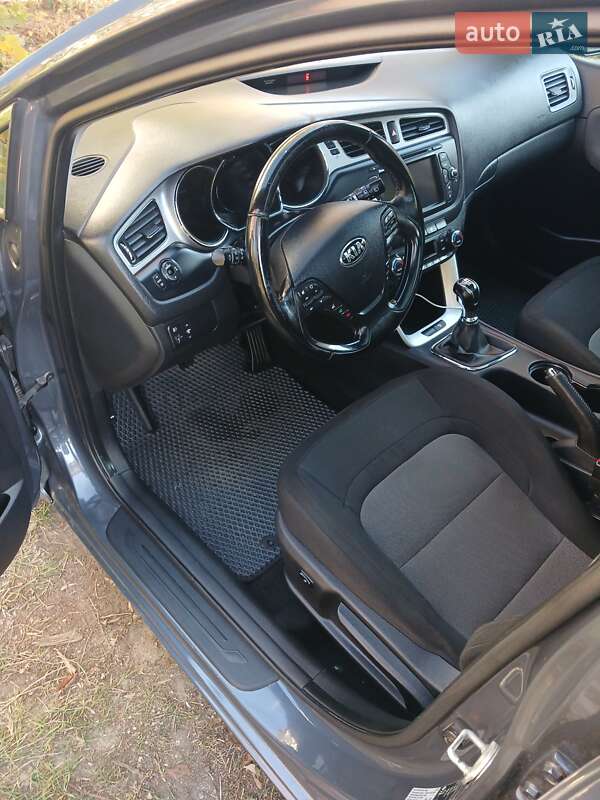 Універсал Kia Ceed 2012 в Житомирі