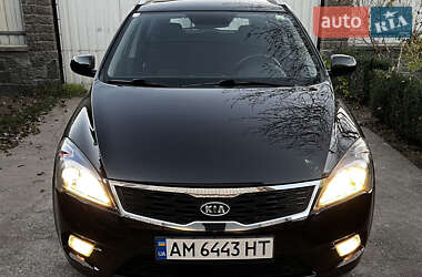 Універсал Kia Ceed 2009 в Звягелі