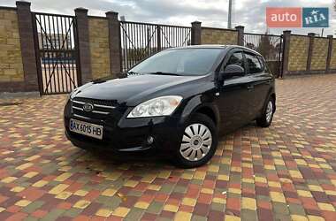 Хэтчбек Kia Ceed 2008 в Днепре