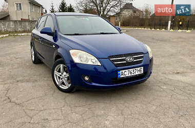 Хетчбек Kia Ceed 2008 в Луцьку