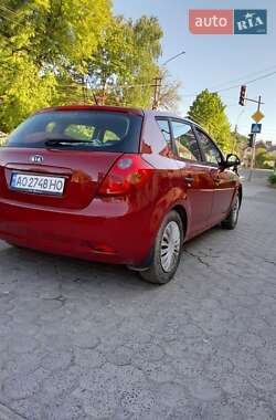 Хетчбек Kia Ceed 2008 в Хусті