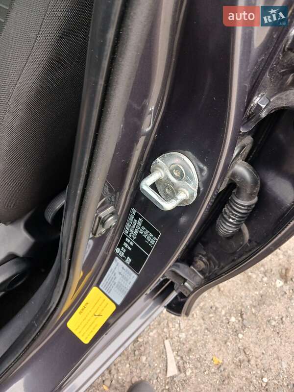 Универсал Kia Ceed 2012 в Запорожье