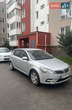 Хетчбек Kia Ceed 2010 в Богуславі