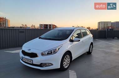 Універсал Kia Ceed 2015 в Києві