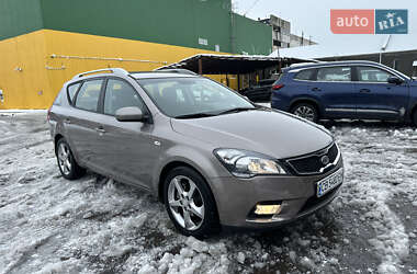 Kia Ceed 2012