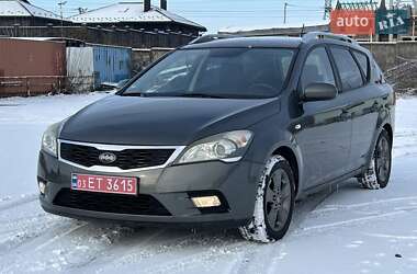 Универсал Kia Ceed 2009 в Ровно