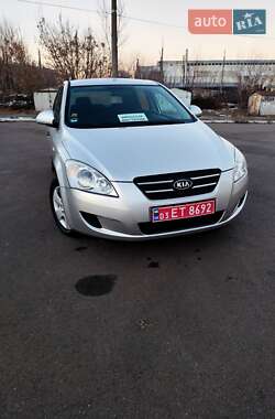 Хэтчбек Kia Ceed 2007 в Белой Церкви