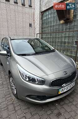 Хэтчбек Kia Ceed 2013 в Днепре