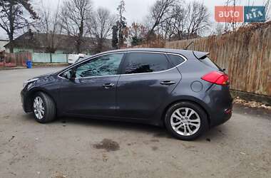 Хэтчбек Kia Ceed 2013 в Киеве