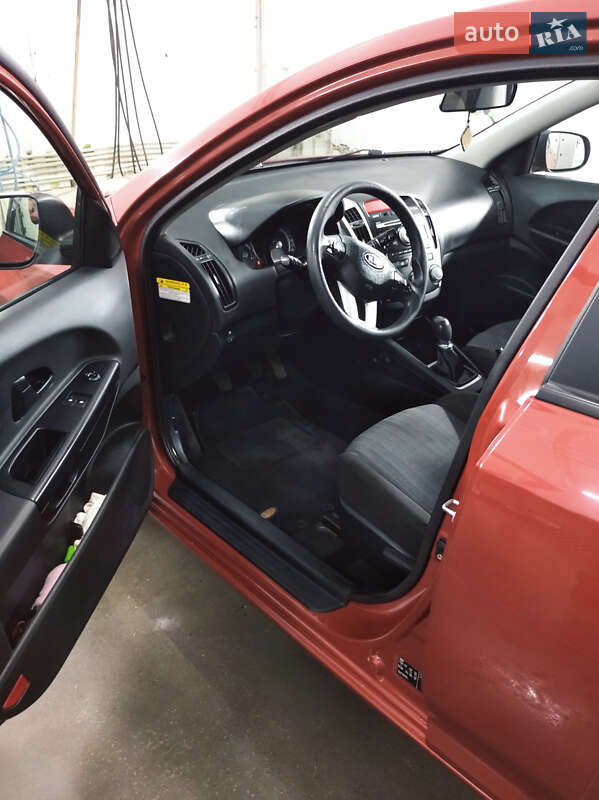 Универсал Kia Ceed 2009 в Гайсине фото 4 Универсал Kia Ceed 2009 в Гайсине