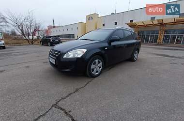 Универсал Kia Ceed 2008 в Киеве