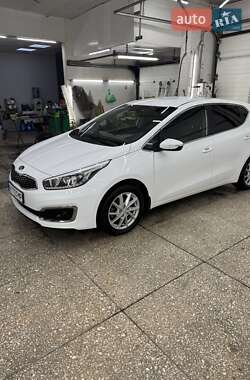 Хэтчбек Kia Ceed 2018 в 