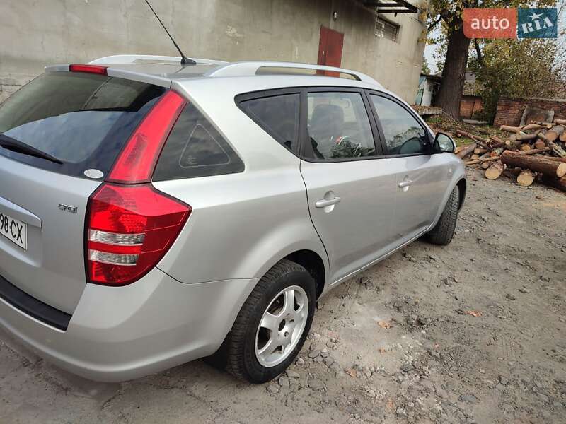Универсал Kia Ceed 2008 в Шацке