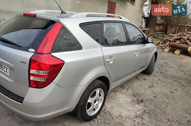 Універсал Kia Ceed 2008 в Шацьку