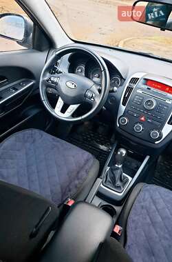 Универсал Kia Ceed 2009 в 
