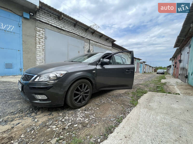 Универсал Kia Ceed 2011 в Харькове фото 4 Универсал Kia Ceed 2011 в Харькове