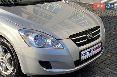 Універсал Kia Ceed 2009 в Хмельницькому