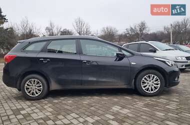 Универсал Kia Ceed 2013 в Смеле