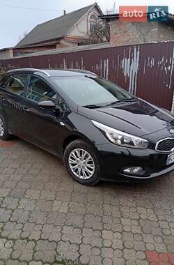 Универсал Kia Ceed 2013 в Смеле