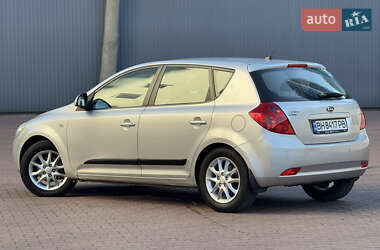 Хэтчбек Kia Ceed 2007 в Одессе