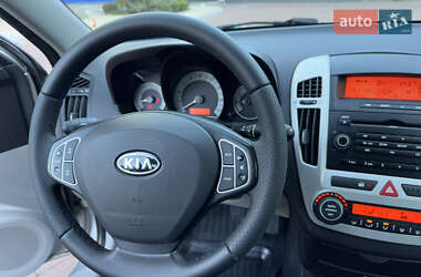 Хэтчбек Kia Ceed 2007 в Одессе