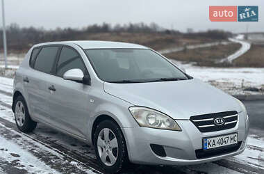 Хетчбек Kia Ceed 2007 в Рівному