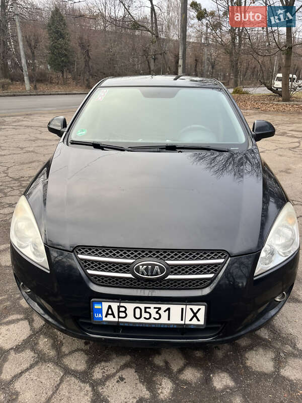 Хэтчбек Kia Ceed 2007 в Виннице