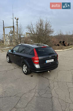 Універсал Kia Ceed 2010 в Умані