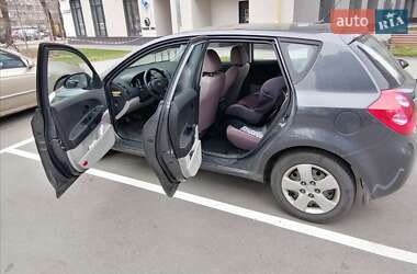 Хетчбек Kia Ceed 2008 в Києві