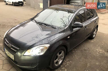 Хетчбек Kia Ceed 2007 в Харкові