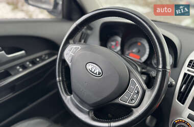 Хетчбек Kia Ceed 2009 в Рівному