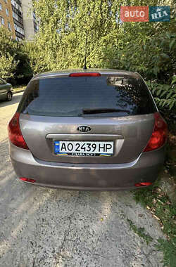 Хетчбек Kia Ceed 2007 в Ужгороді