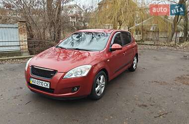 Хетчбек Kia Ceed 2008 в Києві