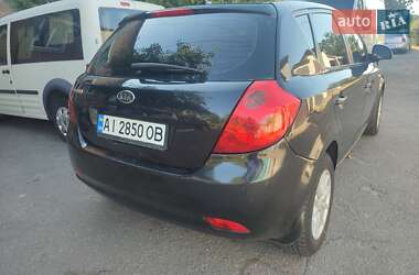 Хетчбек Kia Ceed 2008 в Рокитному