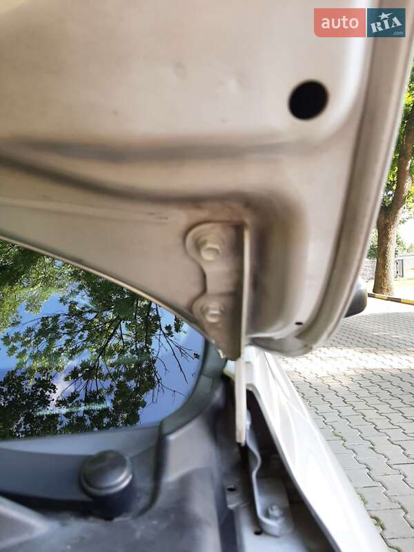 Хэтчбек Kia Ceed 2006 в Александрие