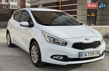 Хэтчбек Kia Ceed 2013 в Умани