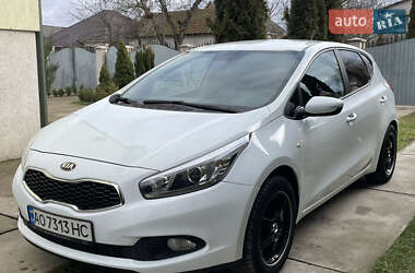 Хетчбек Kia Ceed 2014 в Виноградові