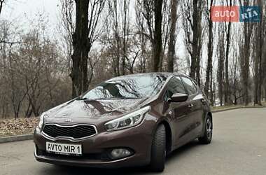 Хетчбек Kia Ceed 2013 в Києві