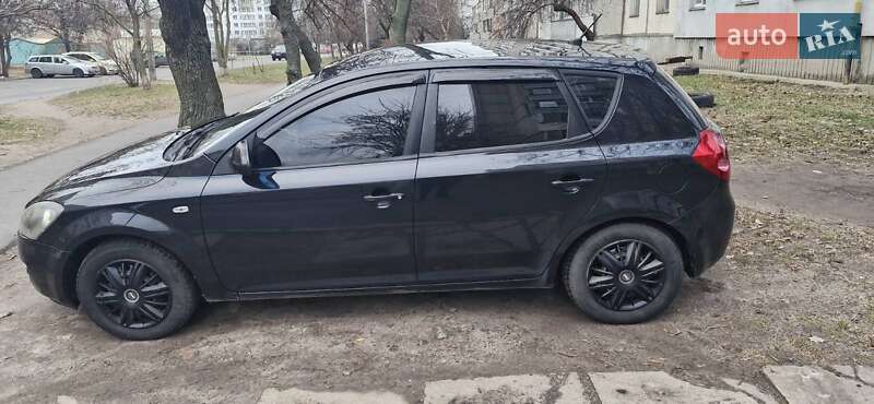 Універсал Kia Ceed 2007 в Черкасах