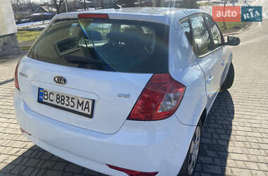 Хетчбек Kia Ceed 2011 в Львові