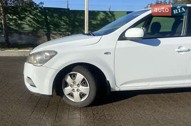 Хетчбек Kia Ceed 2011 в Львові