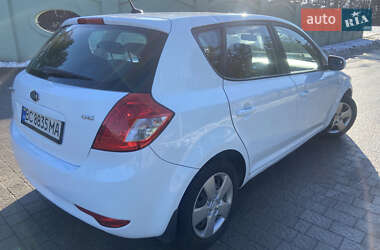 Хетчбек Kia Ceed 2011 в Львові