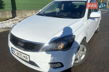 Хетчбек Kia Ceed 2011 в Львові